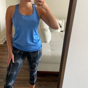 Danskin Now Semi-Fitted Dri-fit Workout Tank Size Medium